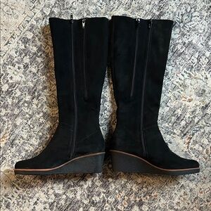 AEROSOLES Black Wedge Boots